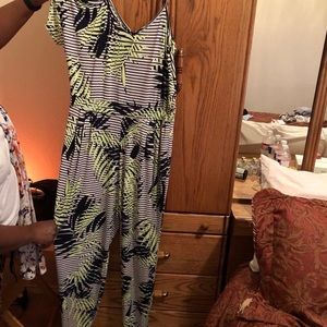 Lime and Navy blue jumper from GS love me